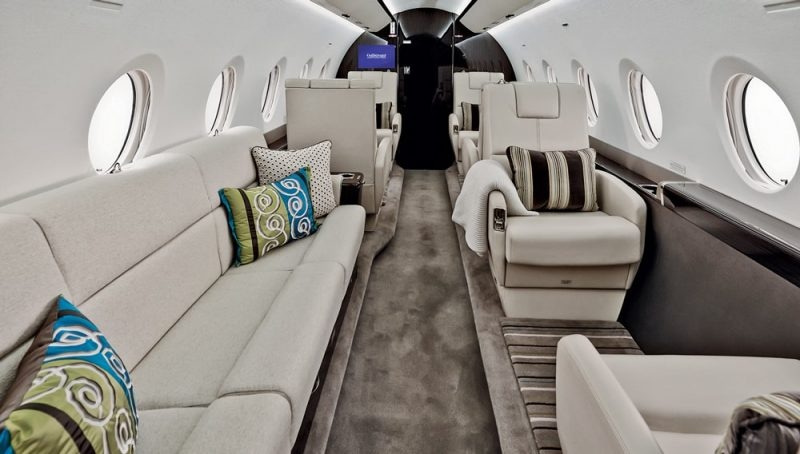Gulfstream G280 charter private jet cabin interior thumbnail 3